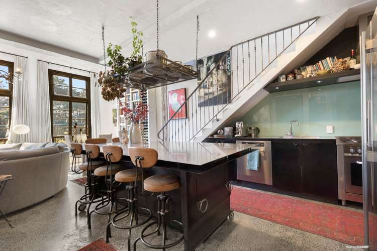 2/25a Lake Road Devonport_46