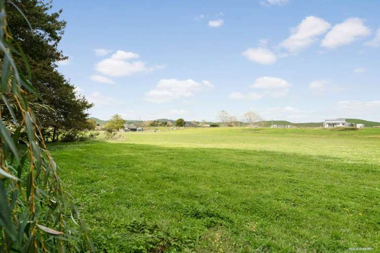 1724 Miranda Road Mangatangi_5