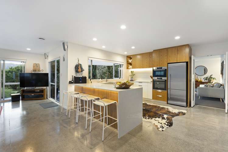 28 Landing Road Titirangi_11