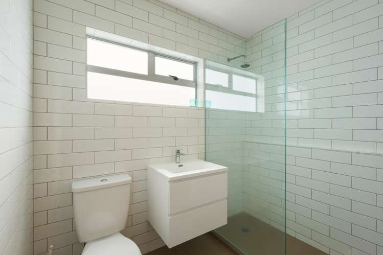 49 Beach Road Waihi Beach_12