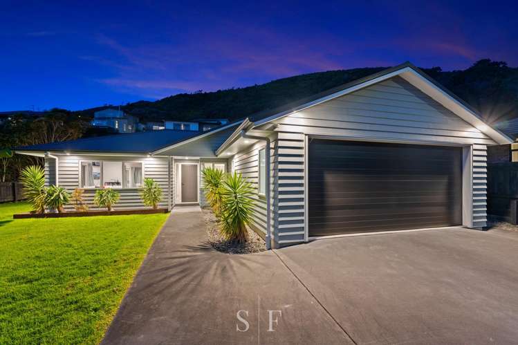 11 Matuhi Street Waikanae_0