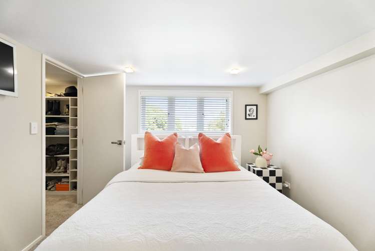 55 Seaview Road Castor Bay_14