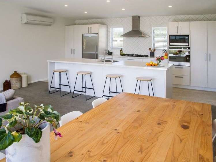 8 Bell Street Lake Hawea_6