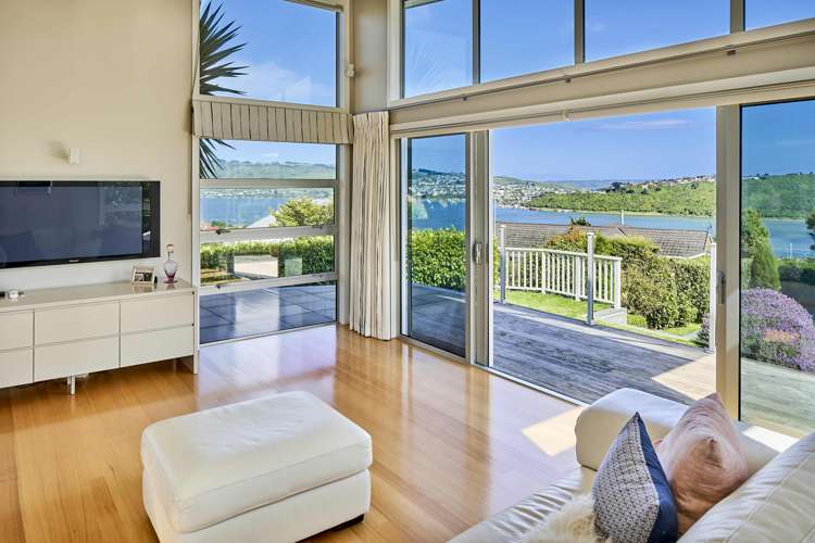 14 Dornoch Place Papakowhai_8