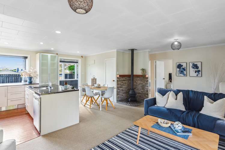 12 Hicks Crescent Waikanae Beach_9