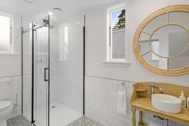 252 Wainui Main Road French Farm_25