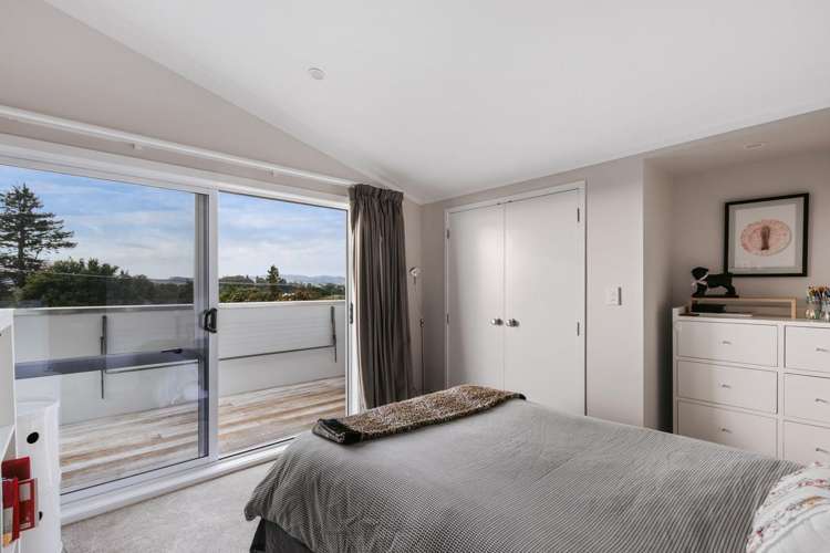 30 Churchill Road Judea_32