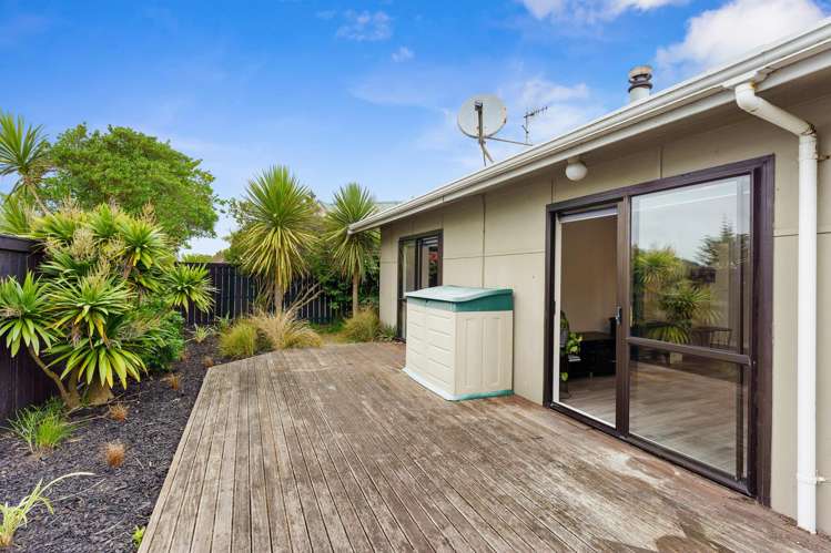 24 Norfolk Crescent Otaki Beach_15