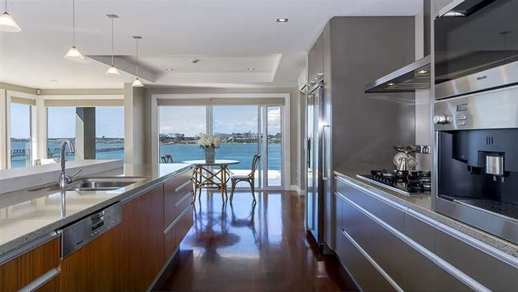 2/14 Dp First Avenue Tauranga Central_6