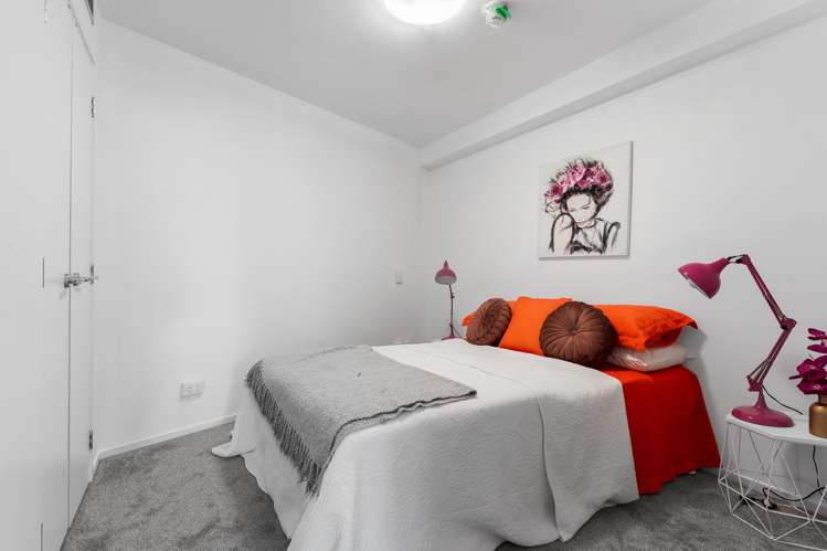 8B/18 Scotia Place Auckland Central_9