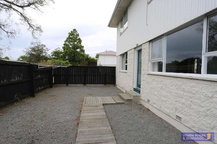 3/2 Peverel Street Riccarton_8