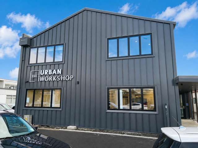 208 Warren Street North Hastings Central_1