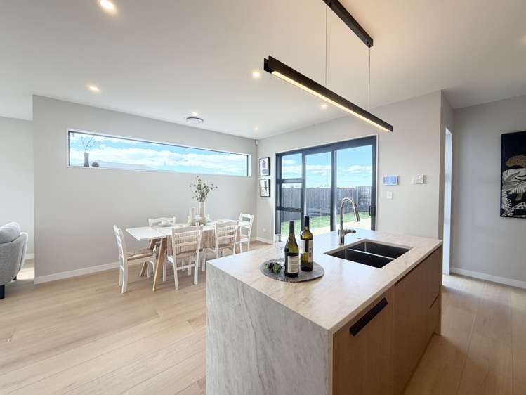 105 Parish Drive_4