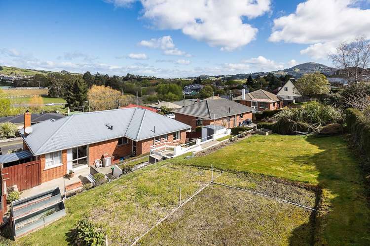 13 Waldron Crescent Green Island_15