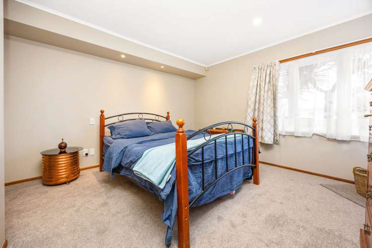 28 James Laurie Street Henderson_12