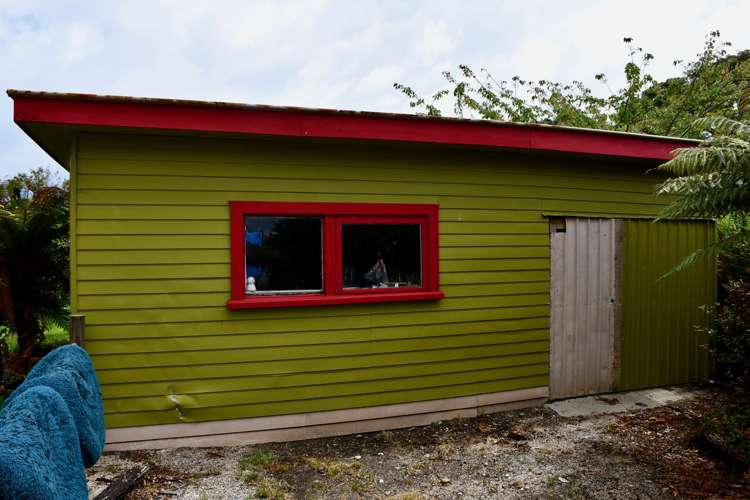 13 Wharf Road Karamea_6