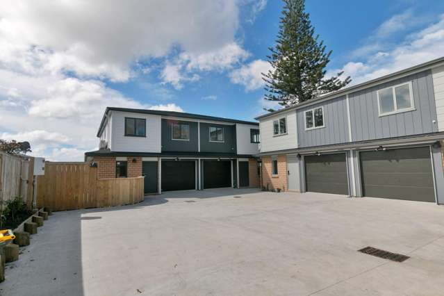 Brand New 4-Bedroom, 3-Bathroom Duplex – 17 Martin Place, Kelston