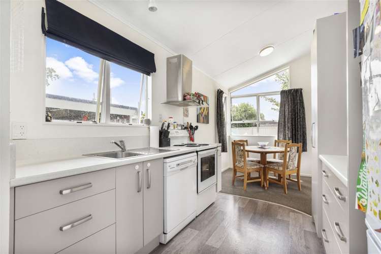 4 Elmwood Crescent Pukete_1