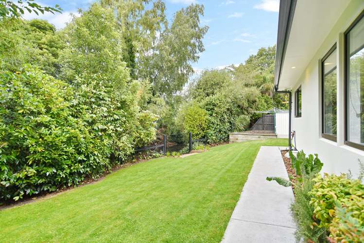 35a Lakewood Drive Burwood_14