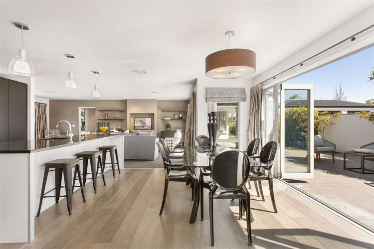 5 Hatton Court Northwood_7