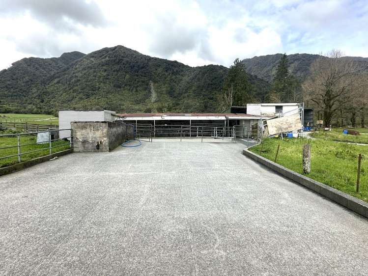 2115 Whataroa Highway Whataroa_10