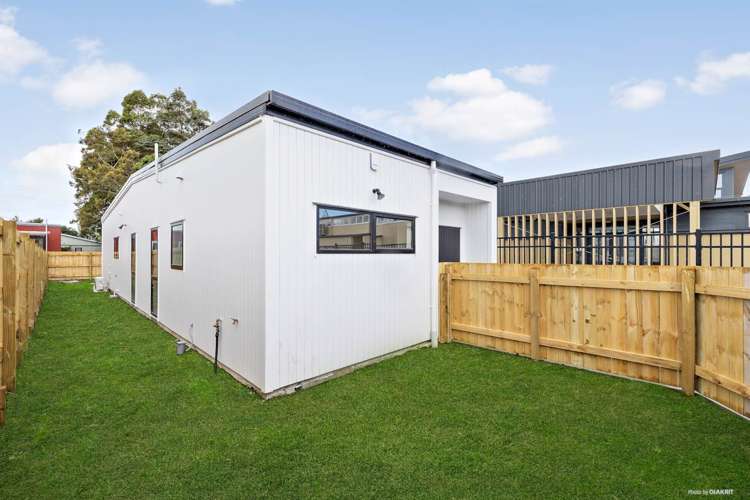 63a Flanshaw Road Te Atatu South_23