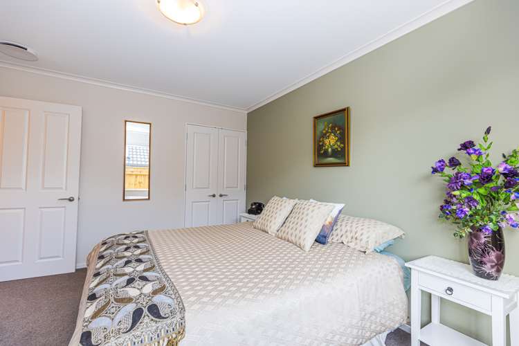 7 Lithgow Drive Otamatea_10