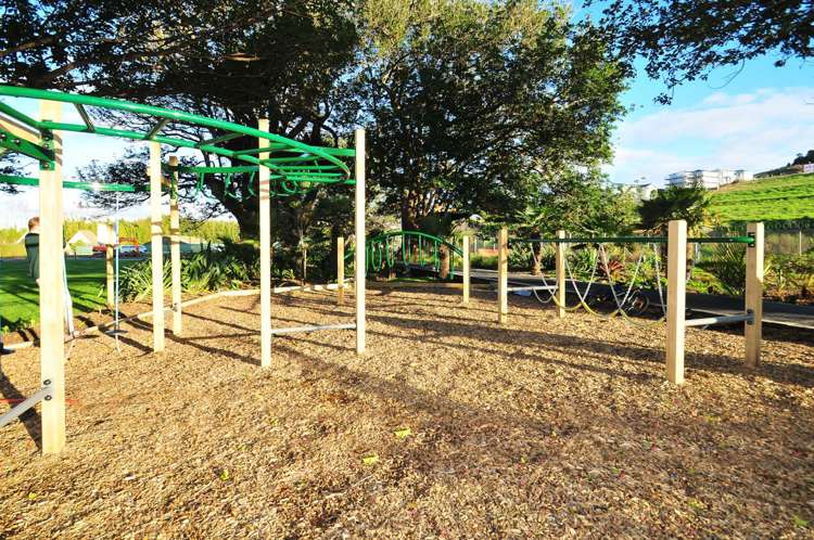 123 Panorama Heights Orewa_24