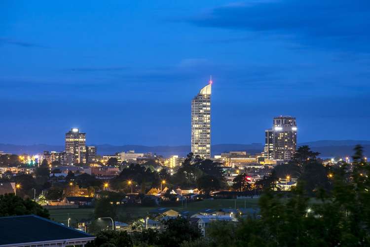 24 Martin Crescent Northcote_1