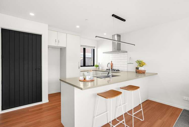 2/6 Exchange Street Ebdentown_2