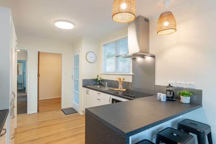 64 Jillett Street Titahi Bay_5