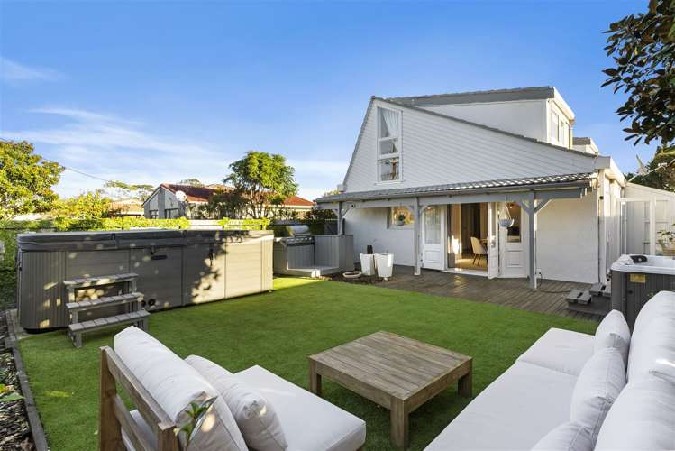 52A Hatton Road_0