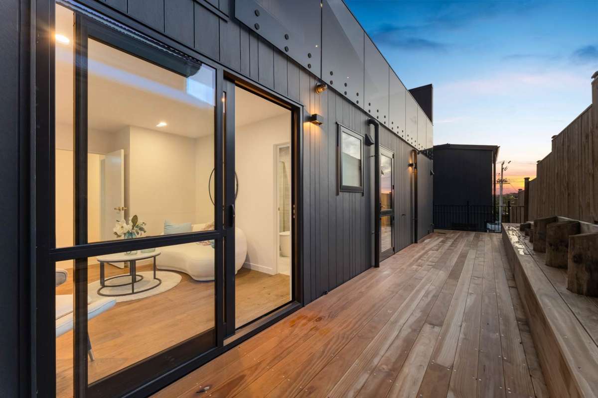 8B William Souter Street_4
