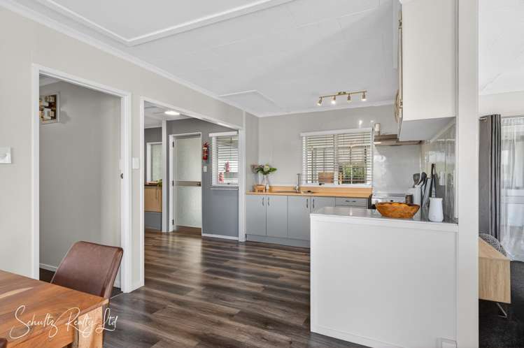 27 Hurndall Street Maungaturoto_7