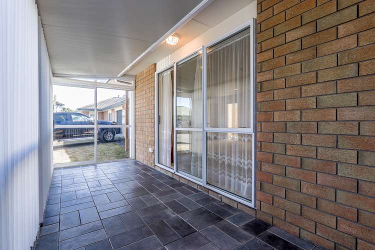 17b Villa Grove Paraparaumu_10