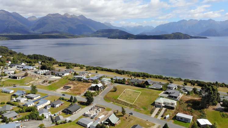 21 Muriwai Drive Manapouri_6