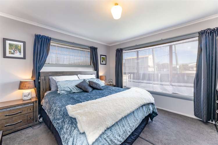 258 Shortland Street Aranui_6
