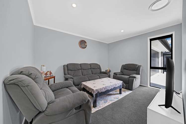 41b LEATHEM CRESCENT_4