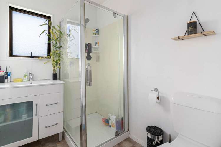 2/12 President Avenue Papakura_8