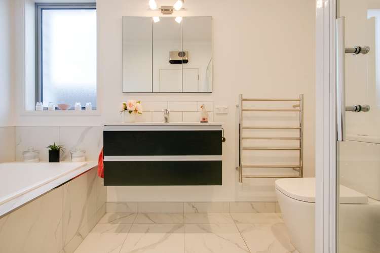 505c Saint Aubyn Street East Hastings_12