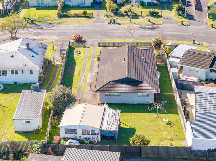 3 Dalton Crescent Dinsdale_6