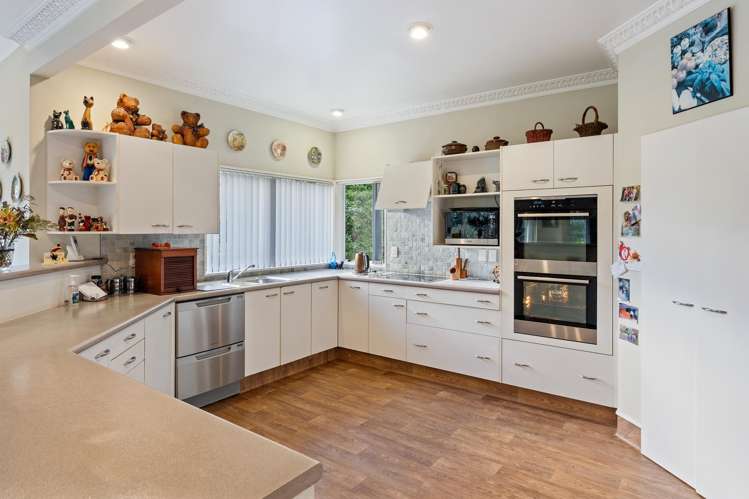 2 Sunglo Terrace Otaki_12