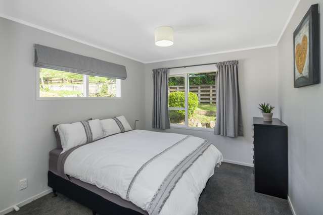 5 Turriff Crescent Tawa_3