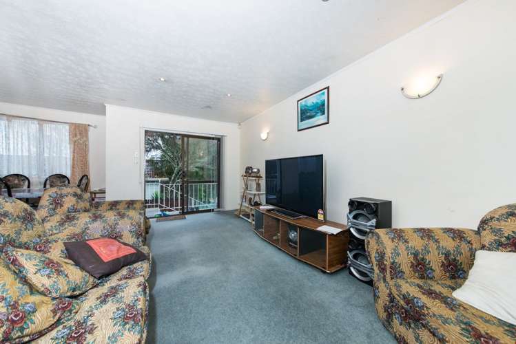 2/17 Chislehurst Street Henderson_5