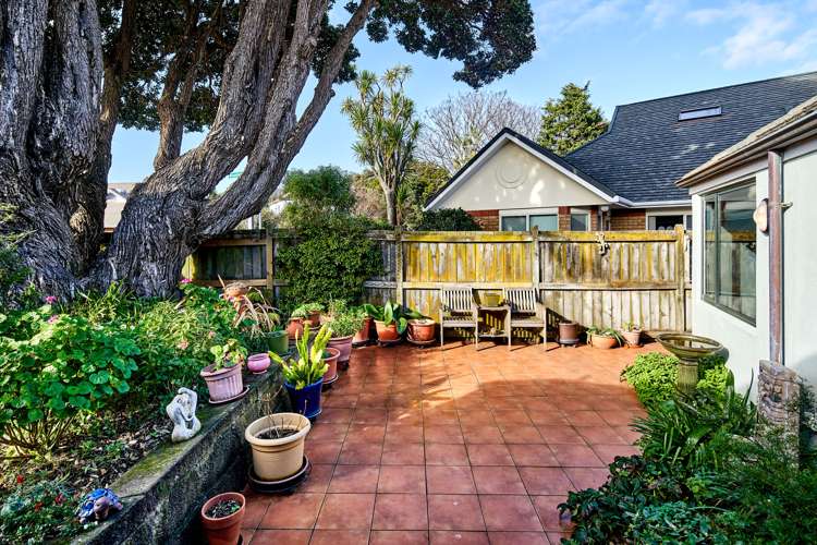 58 Laings Road Lower Hutt_7