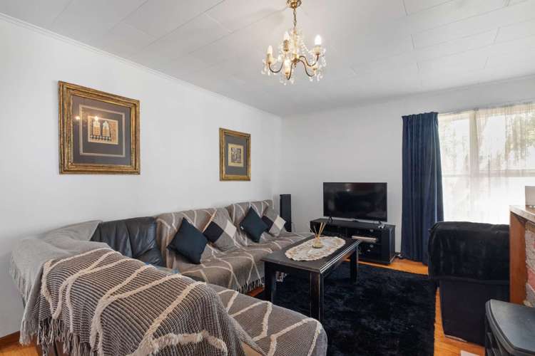 13 Wroughton Crescent Otara_7