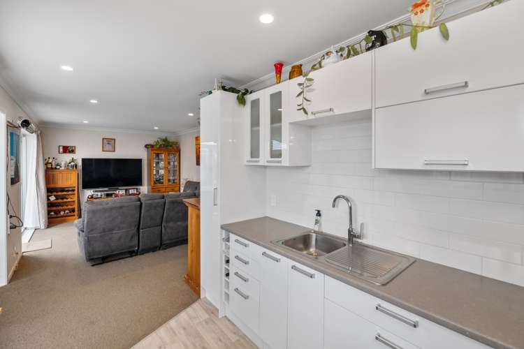 42 Waratah Street Matua_5