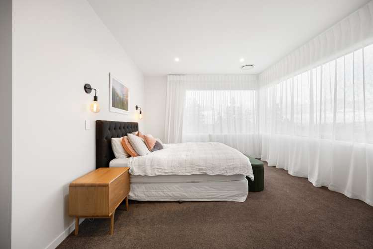 32 Glenwood Grove Whatawhata_16