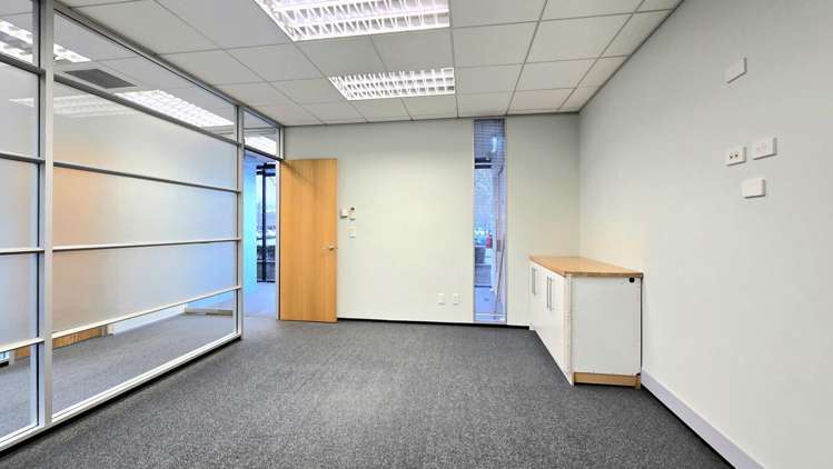 1/1 Show Place Addington_10