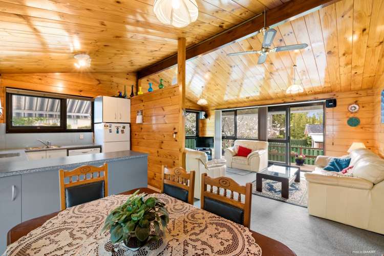 27 Tanglewood Place Cockle Bay_5